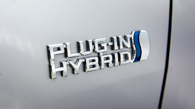 hybrid car tax